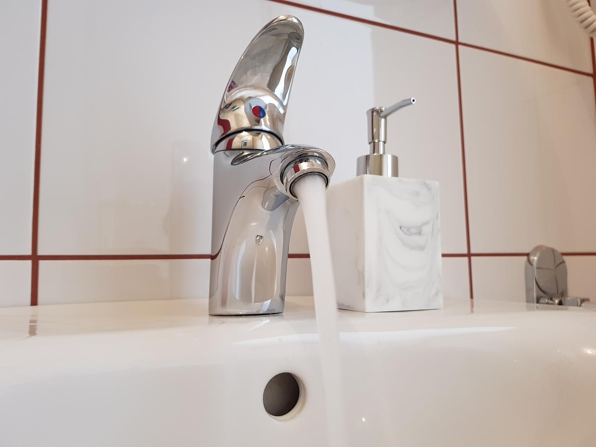 Camp Krka Hotel Лозовац Екстериор снимка